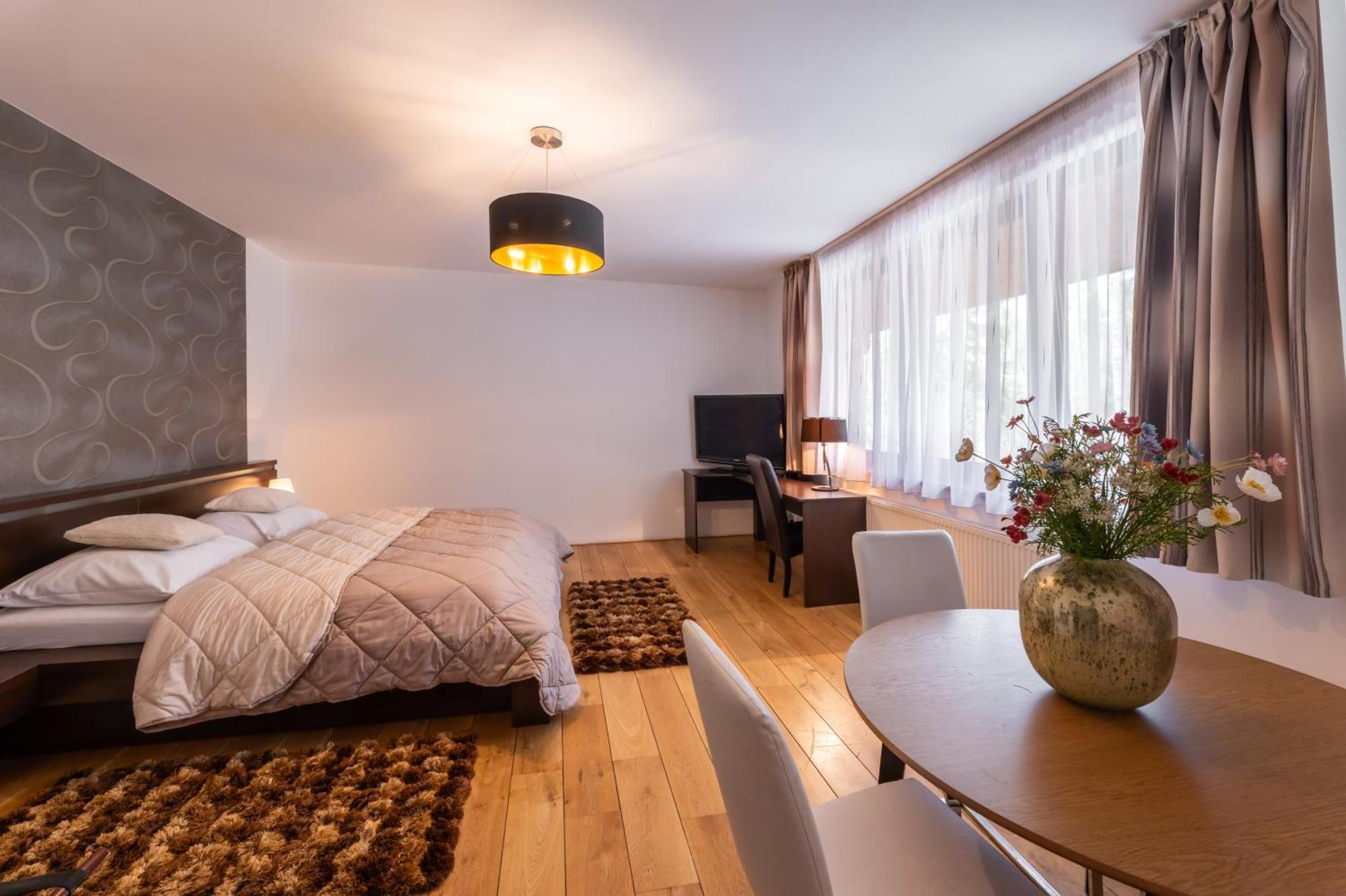 Archa Hotel Оломоуц Екстериор снимка